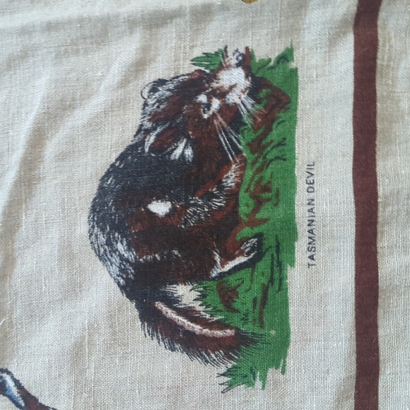Vtg. 60s Wildlife of Australia Large Linen Square 48' with Animal Print - Picture 9 of 16